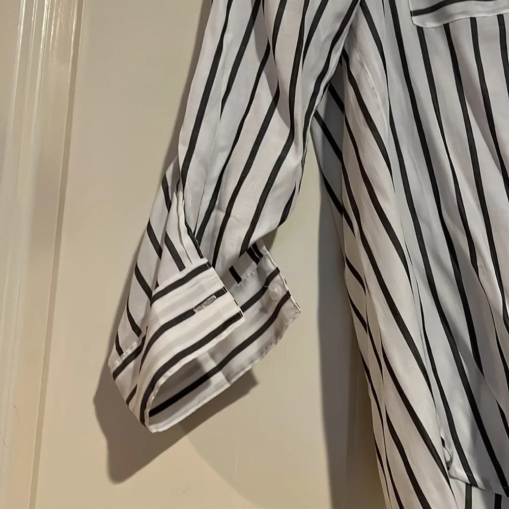 Express Striped Button-Down - Picture 2 of 4